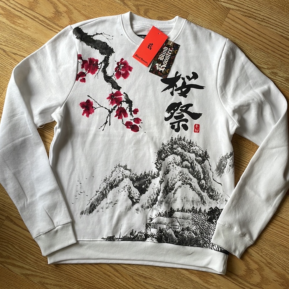 Blind Rooster white unisex asian inspired sweater sweatshirt sz L brand new NWT
